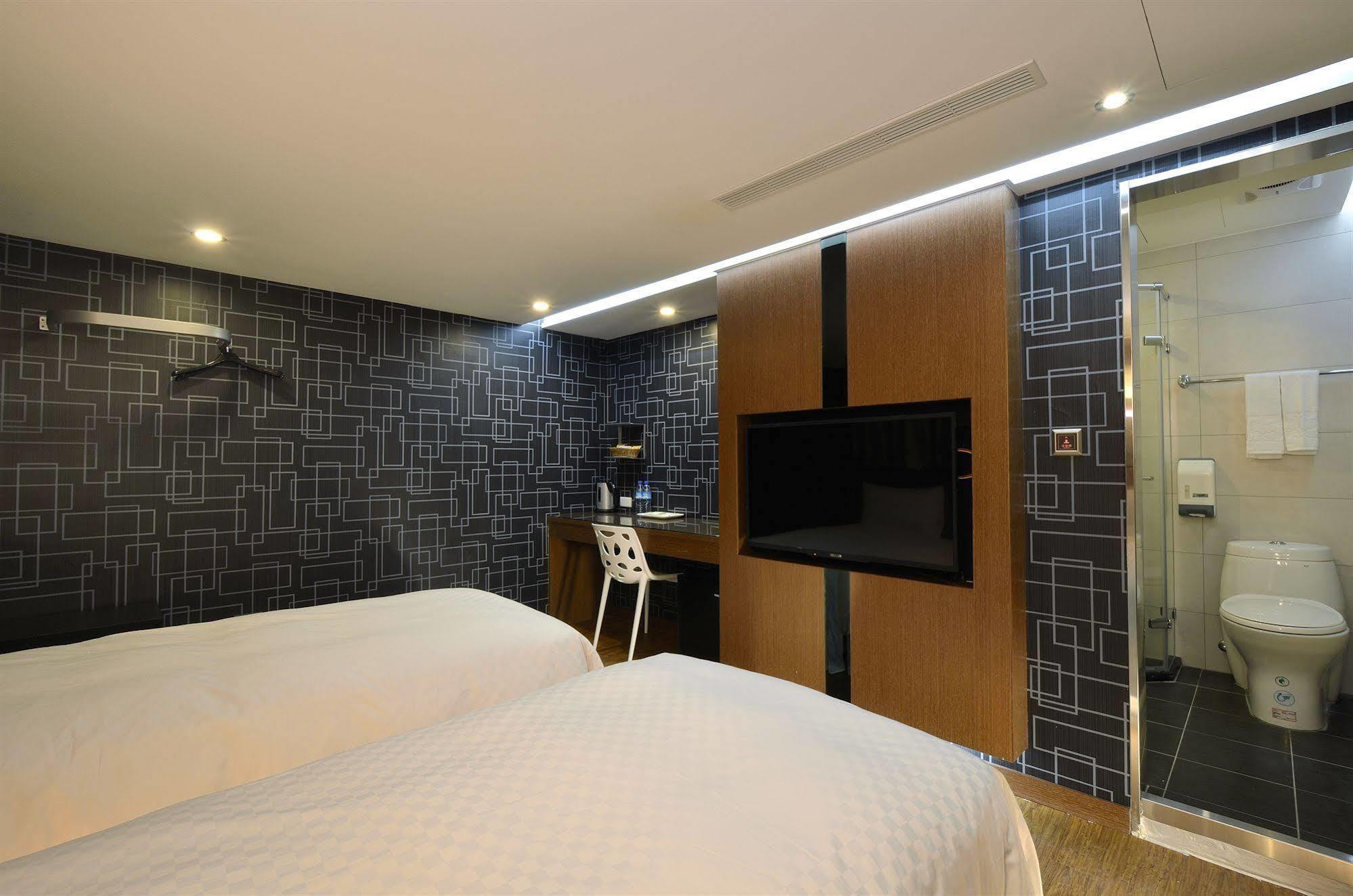 New Stay Inn II - Nanxi Taipei Esterno foto