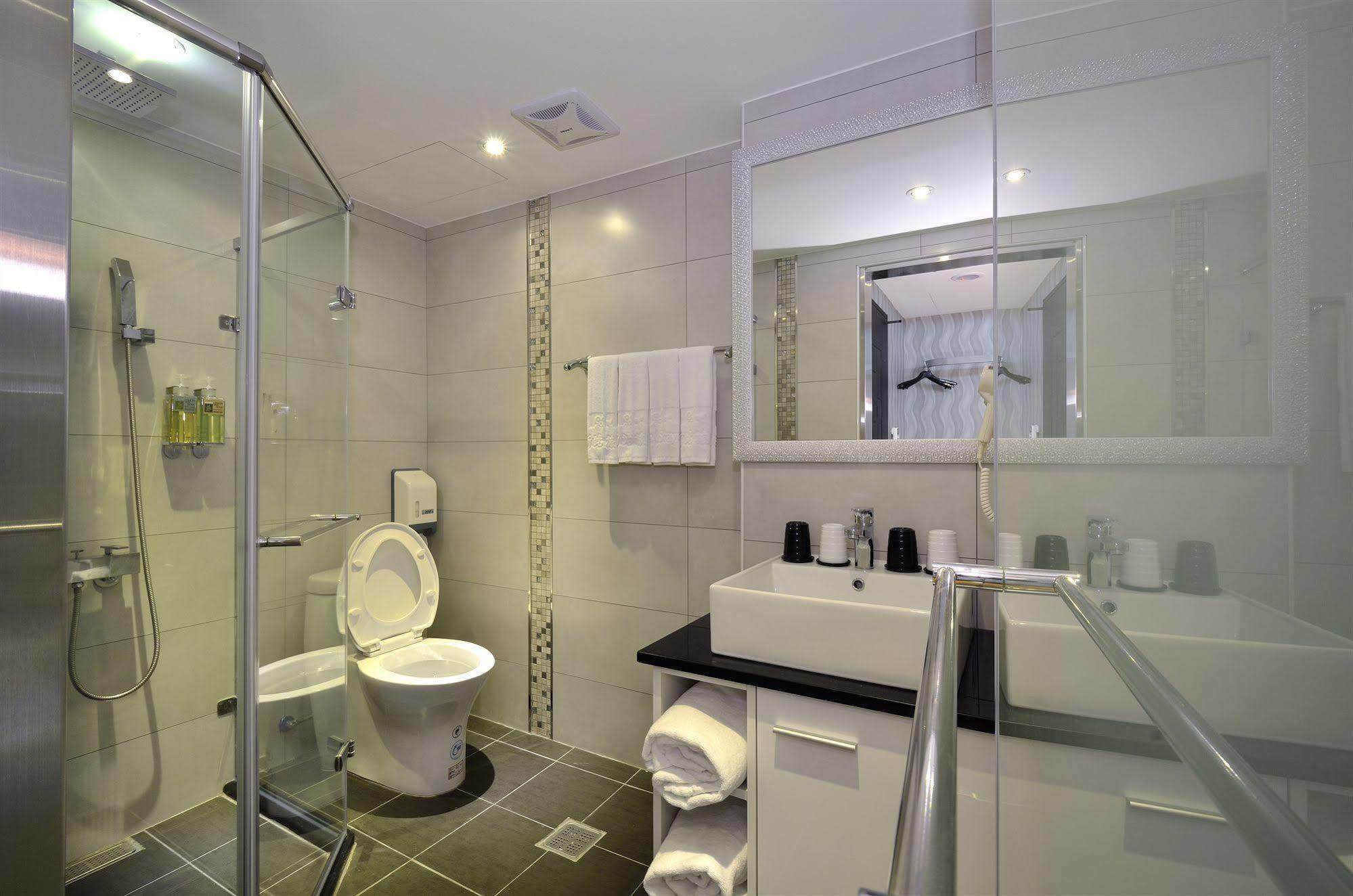 New Stay Inn II - Nanxi Taipei Esterno foto